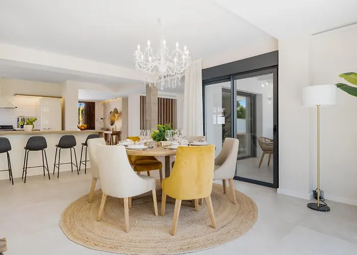 Casa Palmeras Feriehus Marbella